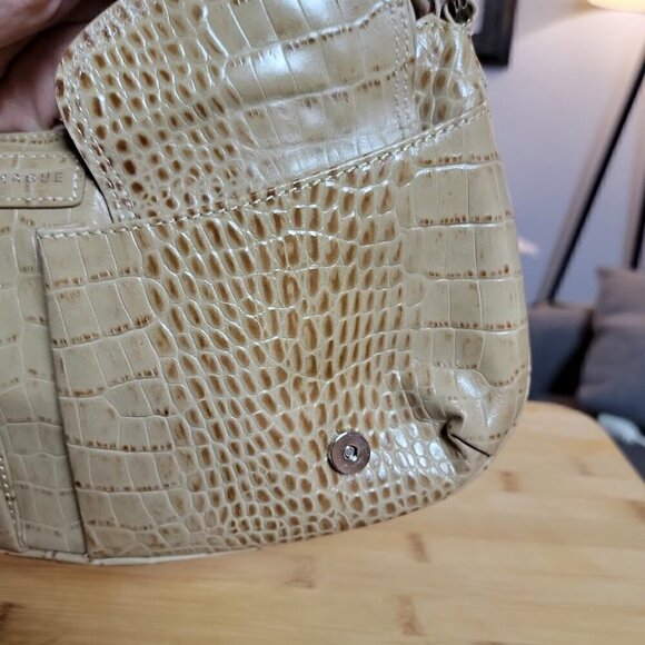 Prague Alligator Style Tan Leather Purse - Picture 5 of 9